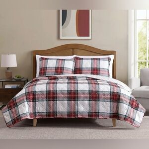 New Red Tartan Plaid Full/Queen Mainstays Quilt Set Plus 2 Pillow Shams